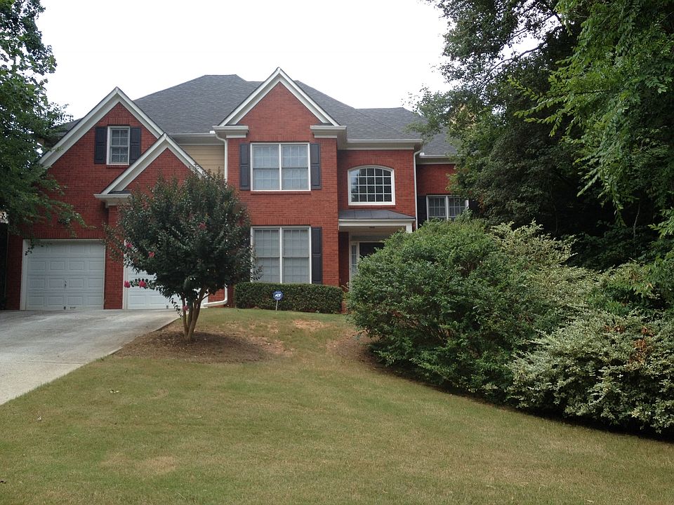 Front view of home