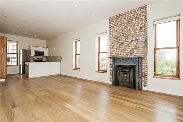 Rented by Avenue Sotheby's International Realty | media 22