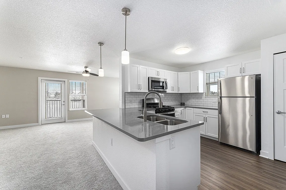 Eagle Ridge Apartment Homes — Photo 2