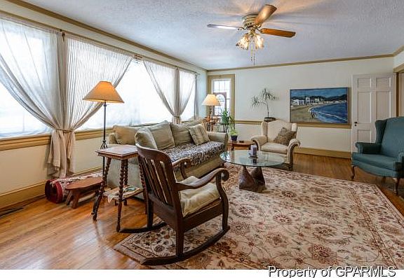 3rd image of 2508 Madison Cir