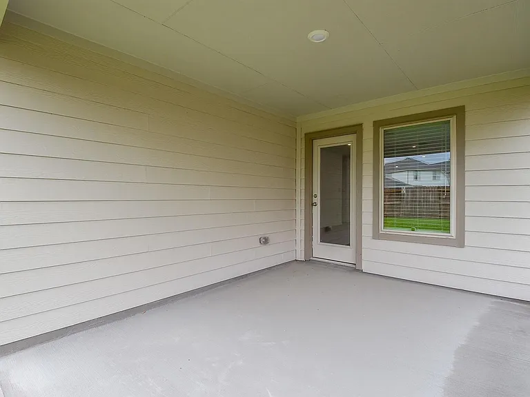 8426 Manta Ray Dr — Photo 31
