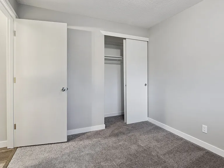 1374 SE Cedar St — Photo 9
