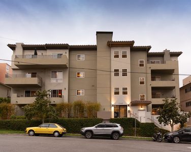 7249 Franklin Ave, Los Angeles, CA, 90046