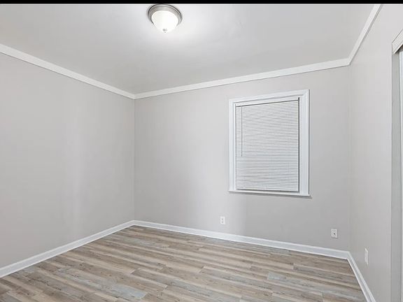 3rd image of 20700 Elkhart St