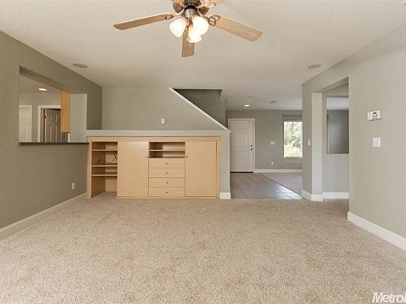 3rd image of 1384 Paddington Way