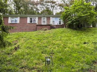 359 Sanford St, Morgantown, WV 26501