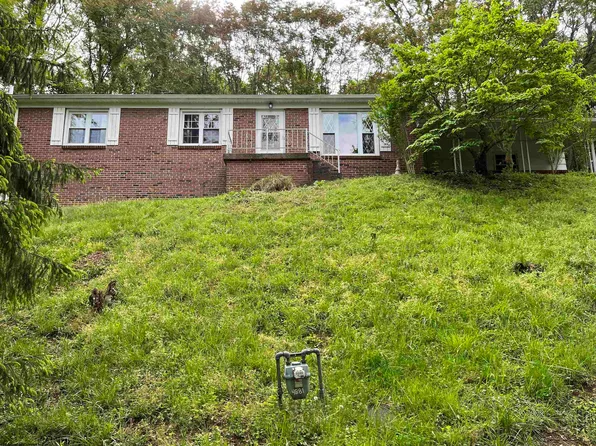 359 Sanford St, Morgantown, WV 26501
