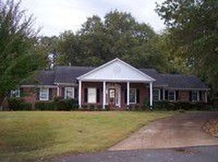 38 Leigh Ln, Jackson, TN 38305