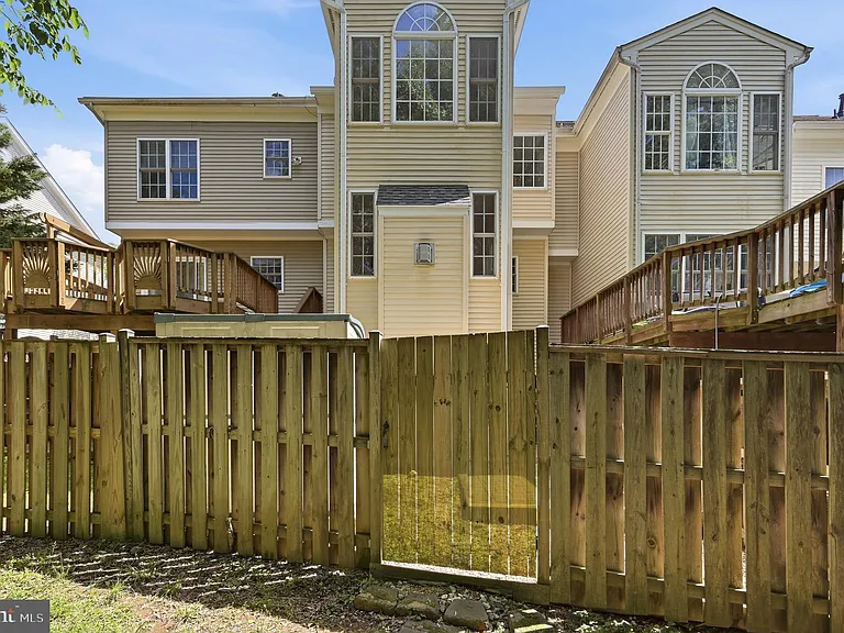 8972 Benchmark Ln — Photo 42