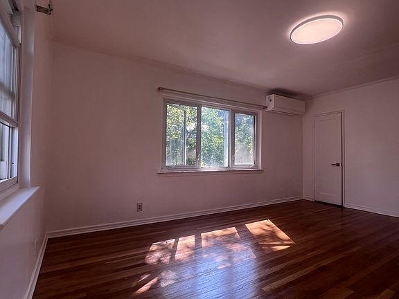 2nd image of 75-00 199th St Floor 2