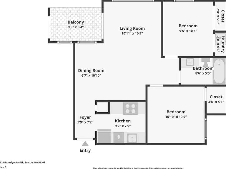 University Court Apartments — Photo 10