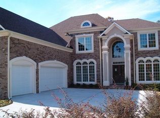 105 Tana Dr, Fayetteville, GA 30214