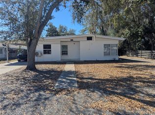 1513 Akron Dr, Leesburg, FL 34748