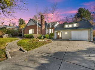 2490 E Murray Holladay Rd, Holladay, UT 84117