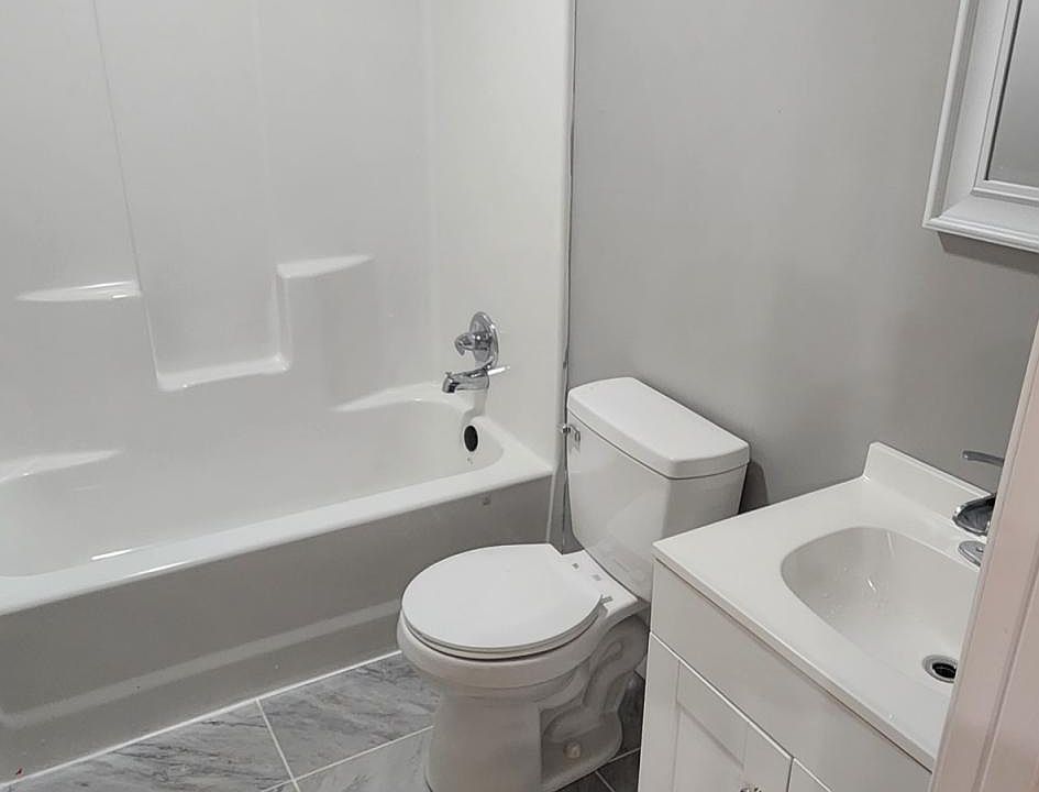 2nd image of 503 Park Ave
