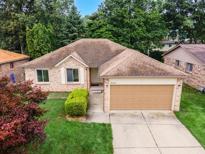 35643 Drake Dr, Sterling Heights, MI, 48310