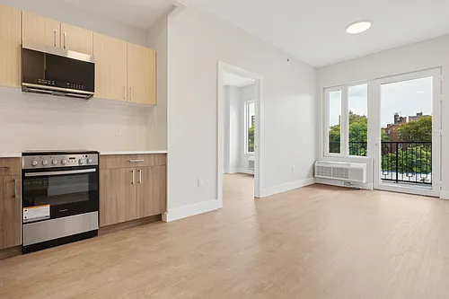 286 Rider Ave Photo 1