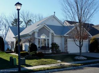 14 Medinah Ct, Jackson, NJ 08527