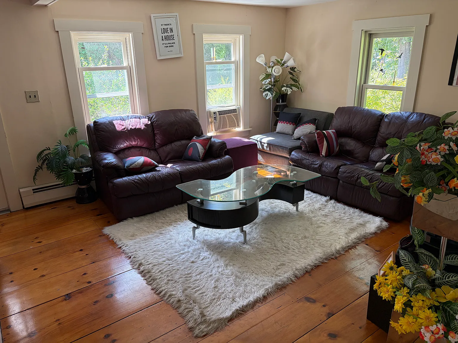 3 bed, 1787 sqft, $3,700 — Photo 3