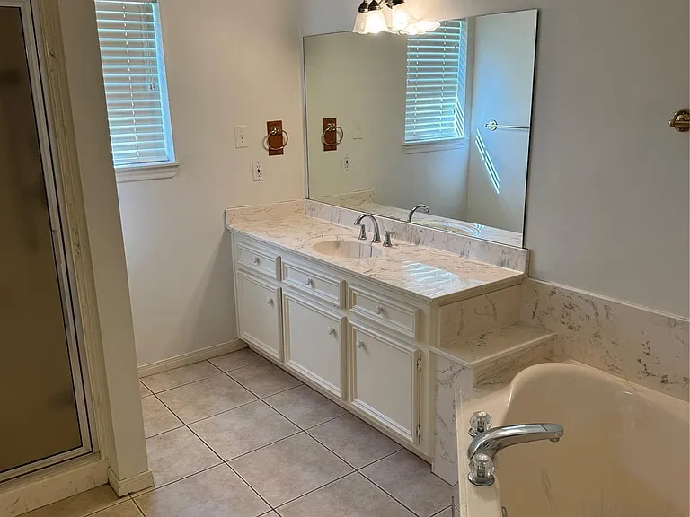 120 Hiwon Dr — Photo 22