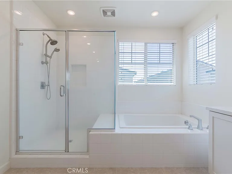 11850 Harvest Dr — Photo 25