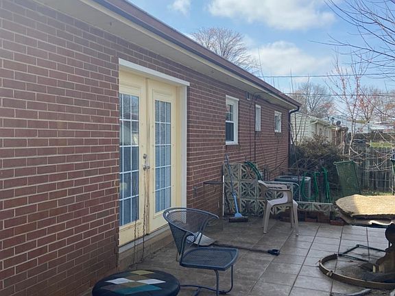 4th image of 626 Orlando Ave