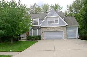 1st image of 832 Scott Dr