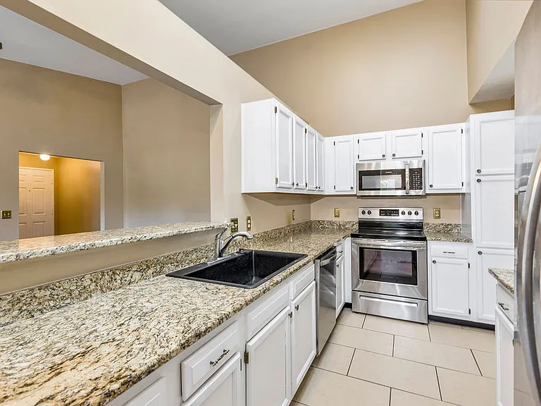 9450 Crockett Pass — Photo 5