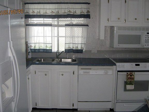 New wood kitchen cupboards