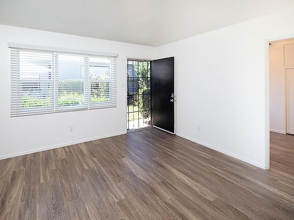 5th image of 960 Opal St #0