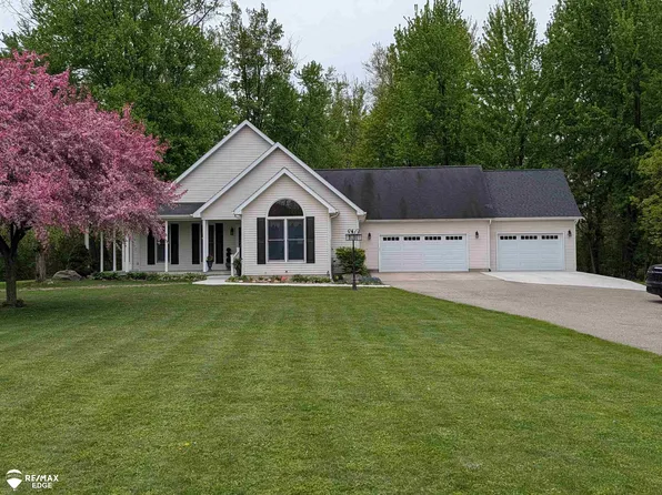 1245 W Vienna Rd, Clio, MI 48420