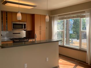 413 NE 70th St UNIT 211, Seattle, WA 98115
