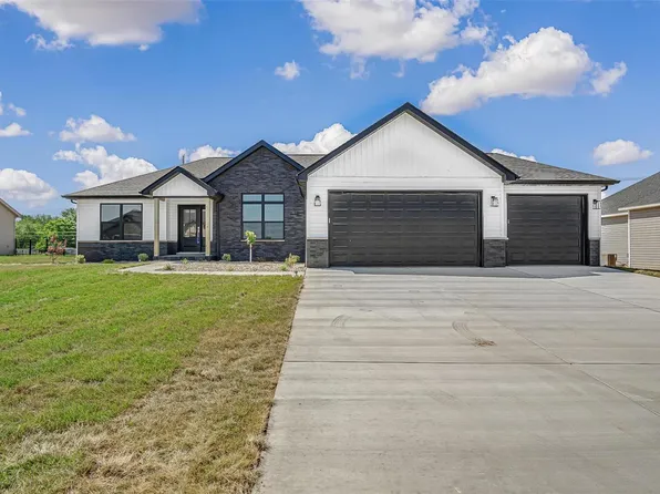 460 Hayden Dr, Waterloo, IL 62298