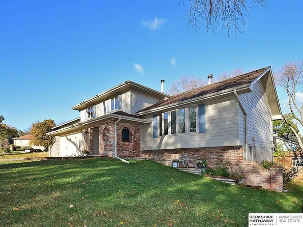 13036 Morning View Dr, Omaha, NE 68137