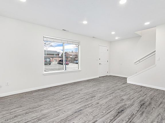 2nd image of 205 N Geneva Rd APT 13