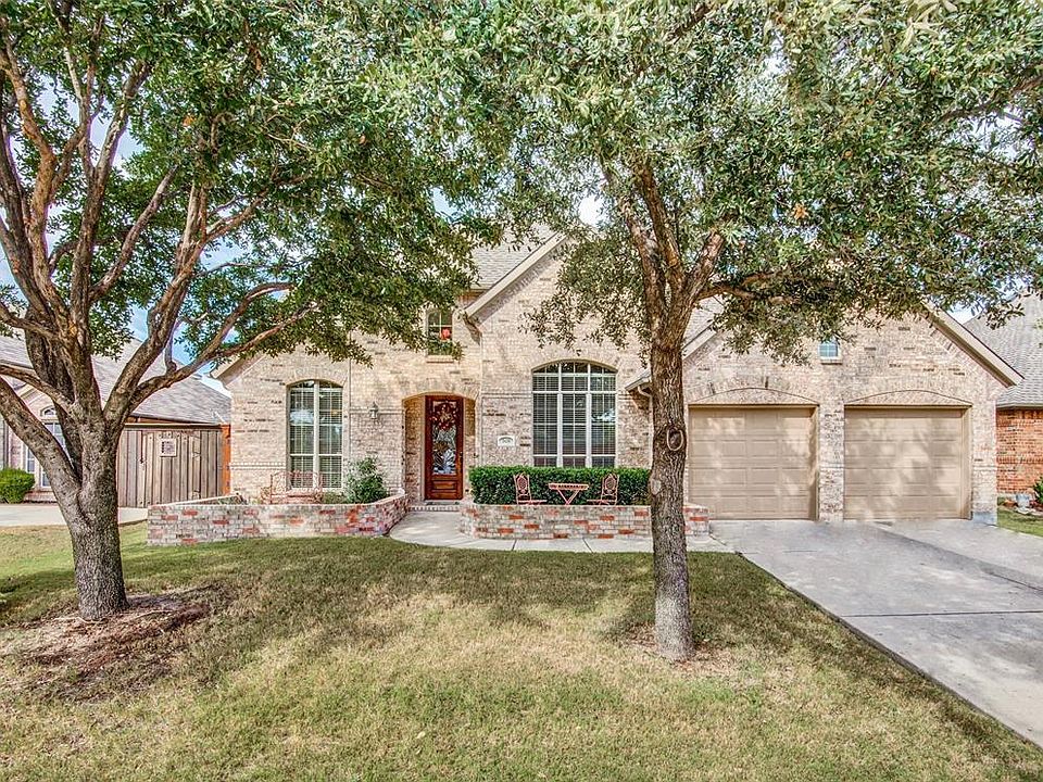 1st image of 2428 Trailview Dr
