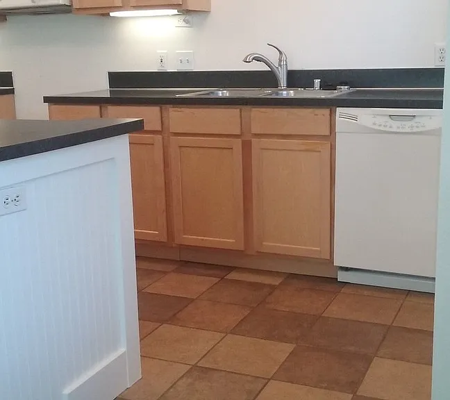 Littlefield Apartments — Photo 22