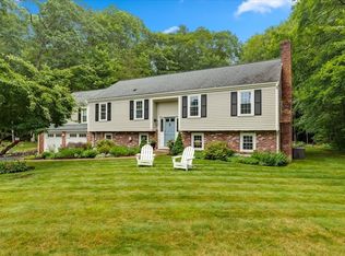 148 Parker St, Norwell, MA 02061