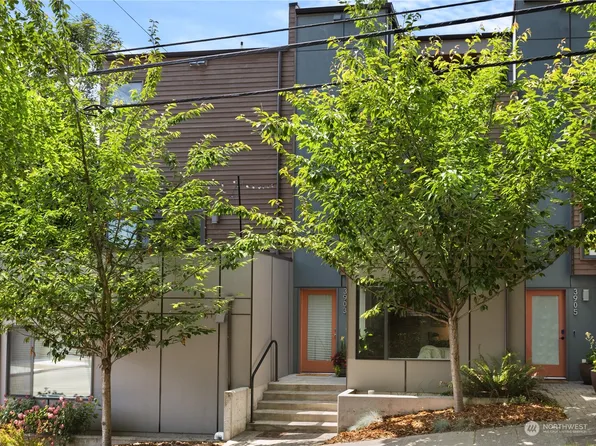 3903 Greenwood Avenue N, Seattle, WA 98103