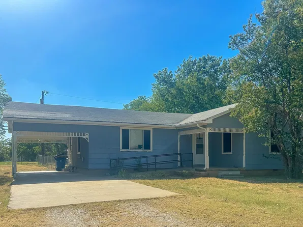 303 N Colorado St, Whitney, TX 76692