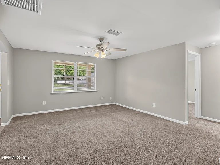 1143 Tumbleweed Dr — Photo 7