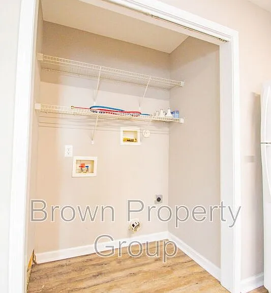 452 Cityview Ln — Photo 10