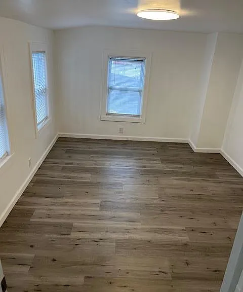 220 Cattell St — Photo 5