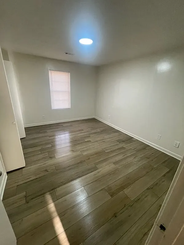 Building Photo - 9131 Fairway Ct