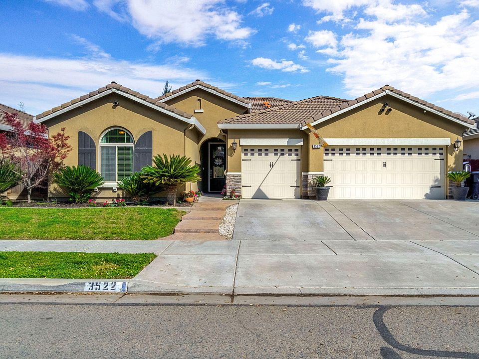 1st image of 3522 W Elowin Avenue