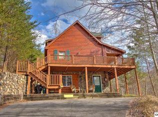 1509 Silver Poplar Ln, Sevierville, TN 37876