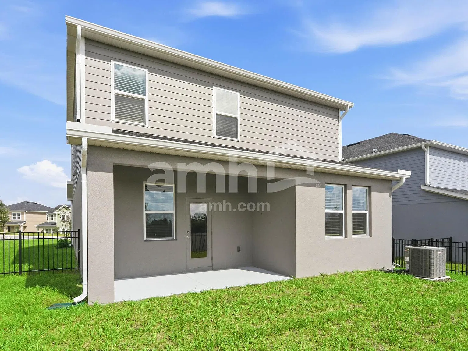 4 bed, 3.0 bath, 2245 sqft, $3,020 — Photo 3