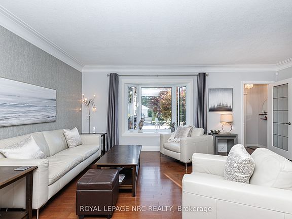 4th image of 7 Philpark Rd