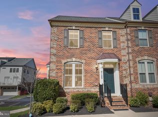 9122 Landon House Ln, Frederick, MD 21704