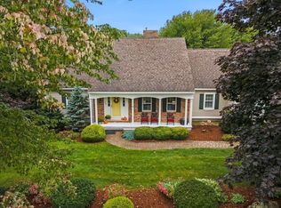 38 Sky View Dr, Pelham, NH 03076